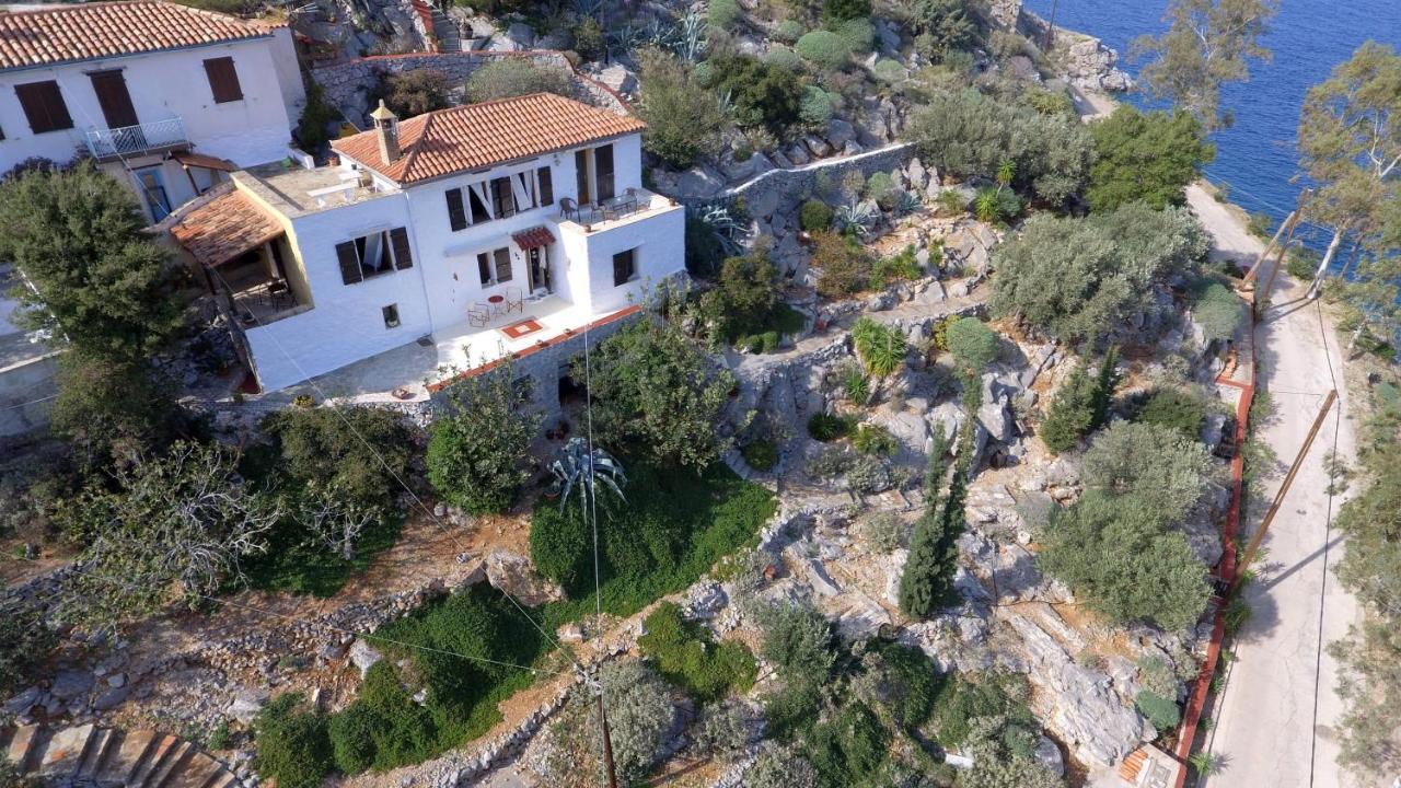 Вилла Arbeli House Mandraki  Экстерьер фото