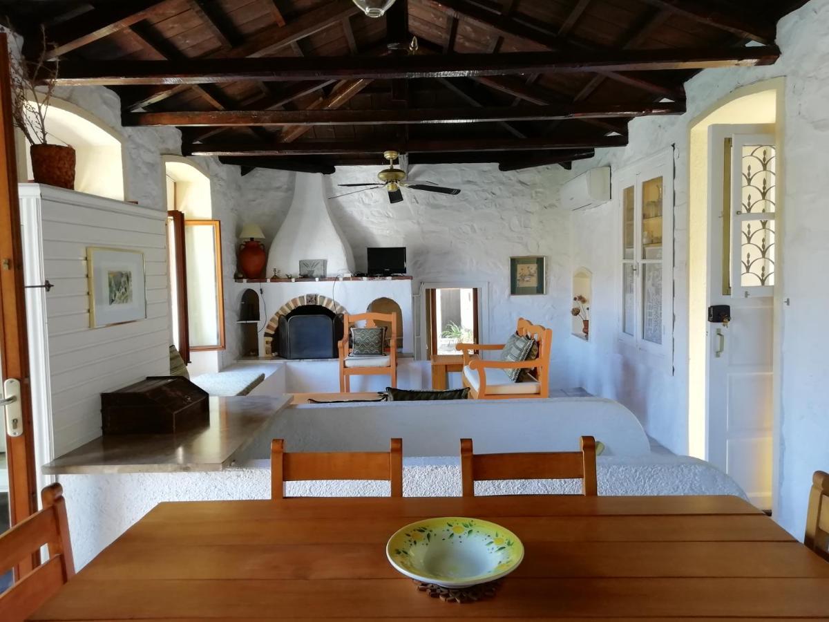 Вилла Arbeli House Mandraki  Экстерьер фото