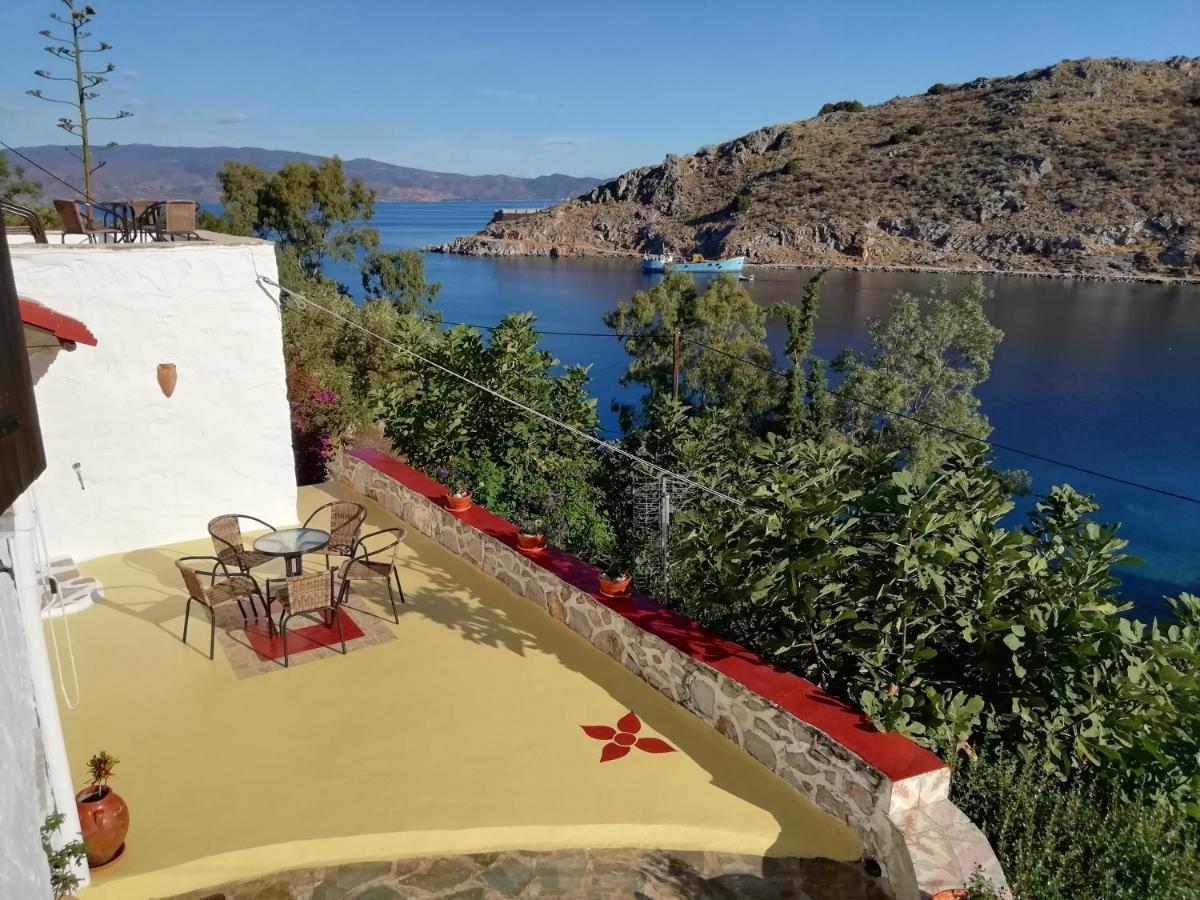 Вилла Arbeli House Mandraki  Экстерьер фото